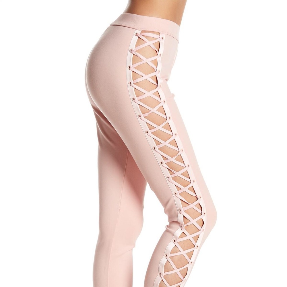 NWT 🔥 Fenty Puma Boxing Bomber Lacing Tights 🔥